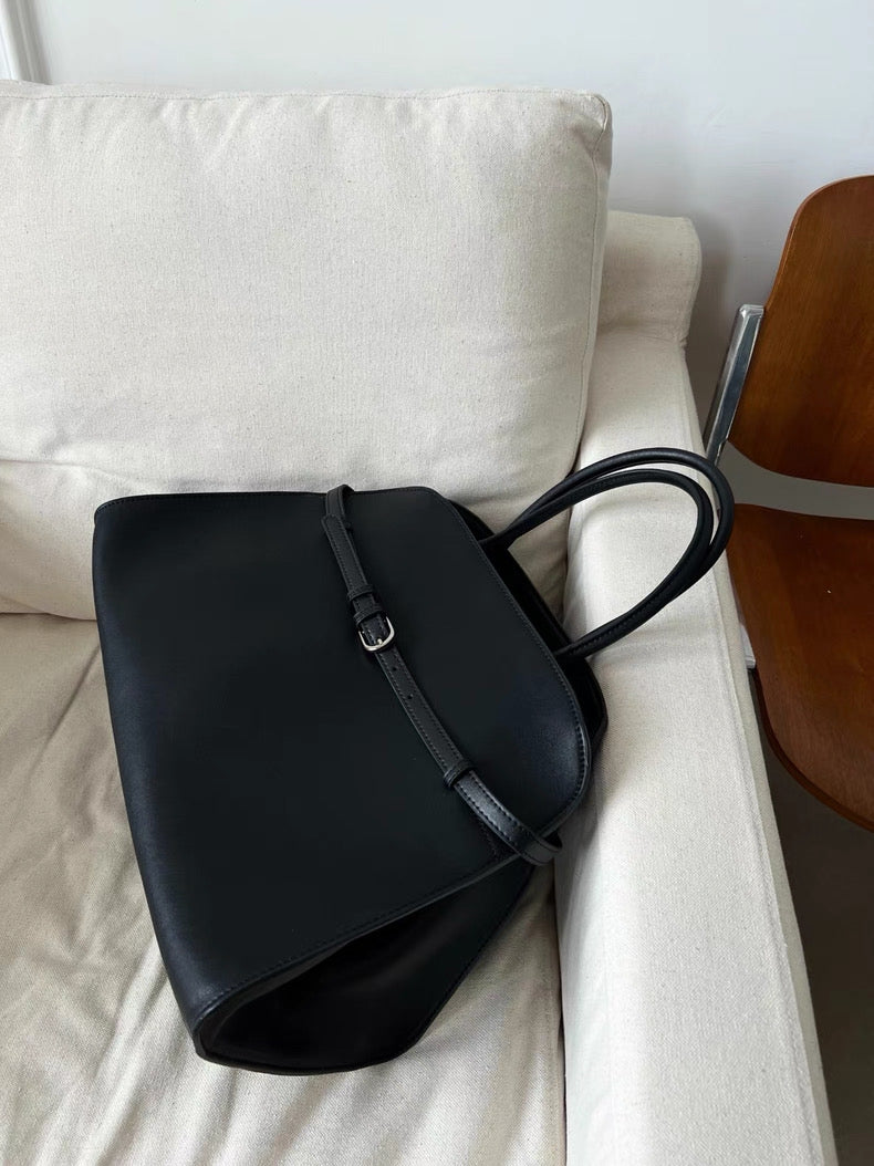 London Tote - Black