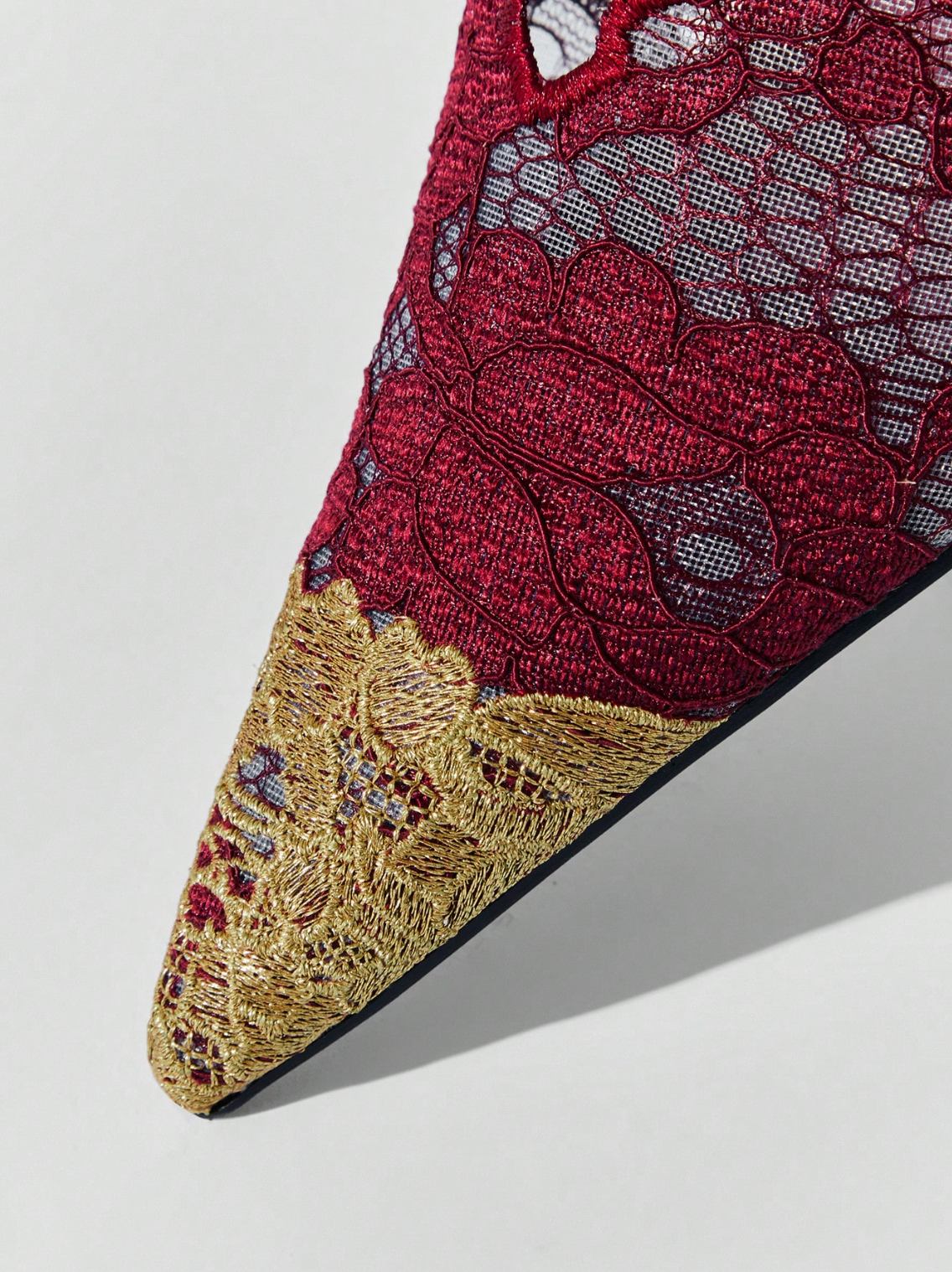 Milano Lace Pumps Burgundy